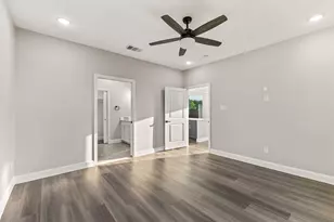825 Premier Pkwy, Grand Prairie, TX 75051 - Photo 10