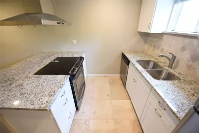 4206 Hawthorne Avenue #202, Dallas, TX 75219 - Photo 6