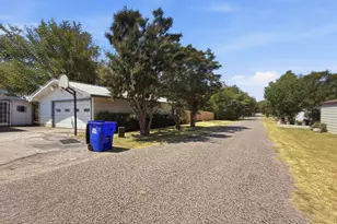 97 Heddingham Dr, Gordonville, TX 76245 - Photo 6
