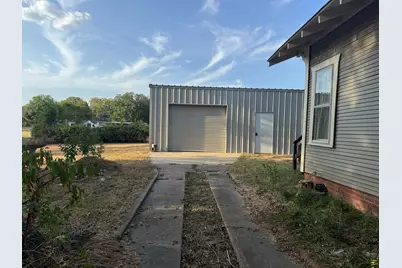 410 E Main Street, Wortham, TX 76693 - Photo 28