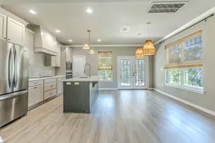 1300 Sleepy Hollow Rd, Woodway, TX 76712 - Photo 6