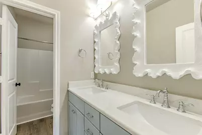 1300 Sleepy Hollow Road, Woodway, TX 76712 - Photo 16