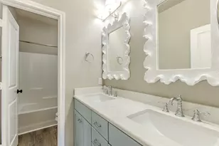 1300 Sleepy Hollow Rd, Woodway, TX 76712 - Photo 16
