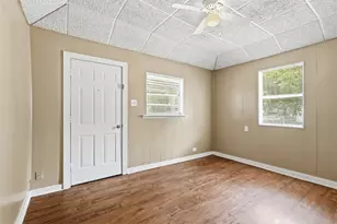1415 Stanwood Ave, Cleburne, TX 76033 - Photo 2