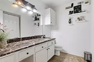 9801 Royal Ln, Dallas, TX 75231 - Photo 14