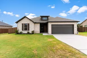 2110 Briarwood Dr, Bridgeport, TX 76426 - Photo 1