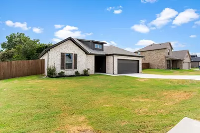 2110 Briarwood Drive, Bridgeport, TX 76426 - Photo 2