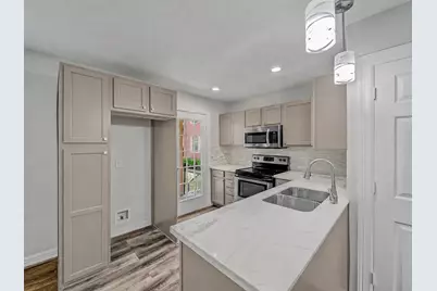 4814 Bradford Drive #4814B, Dallas, TX 75219 - Photo 6