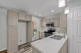 4814 Bradford Dr, Dallas, TX 75219 - Photo 6