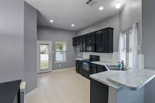 1104 Grey Fox Dr, Savannah, TX 76227 - Photo 8