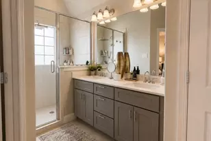 585 Hutchinson Ln, Lewisville, TX 75077 - Photo 12