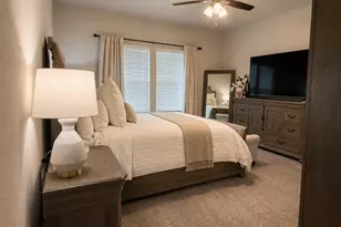 585 Hutchinson Ln, Lewisville, TX 75077 - Photo 10