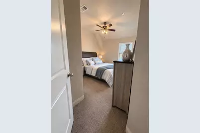 585 Hutchinson Lane, Lewisville, TX 75077 - Photo 18