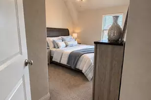 585 Hutchinson Ln, Lewisville, TX 75077 - Photo 18