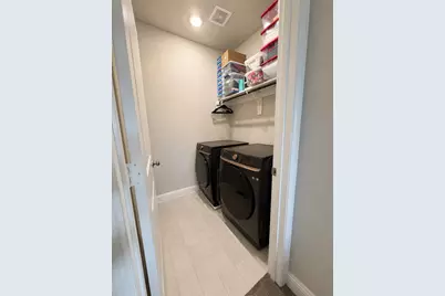 585 Hutchinson Lane, Lewisville, TX 75077 - Photo 22