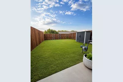 585 Hutchinson Lane, Lewisville, TX 75077 - Photo 24