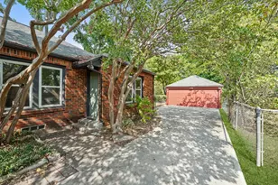 1116 Bonnie Brae Ave, Fort Worth, TX 76111 - Photo 22