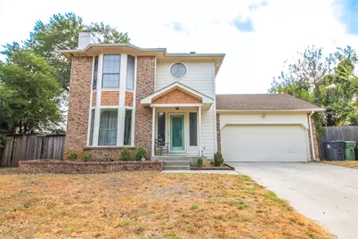 6111 Farmingdale Drive, Arlington, TX 76001 - Photo 1