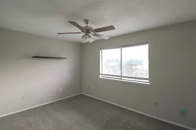 6111 Farmingdale Drive, Arlington, TX 76001 - Photo 16