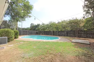 6111 Farmingdale Dr, Arlington, TX 76001 - Photo 6