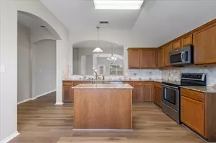 386 Molly Ln, Lindale, TX 75771 - Photo 8
