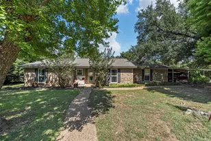 611 Rosenthal Rd, Lorena, TX 76655 - Photo 2