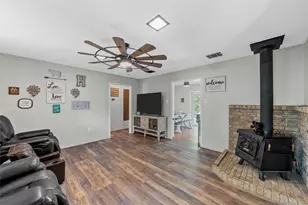 611 Rosenthal Rd, Lorena, TX 76655 - Photo 4