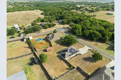 377 Milky Way Road, Bruceville Eddy, TX 76630 - Photo 2