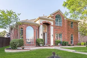 9750 Grassland Dr, Frisco, TX 75035 - Photo 2