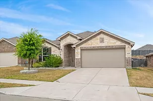 14437 Leadrope Cir, Fort Worth, TX 76052 - Photo 2
