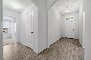 14437 Leadrope Cir, Fort Worth, TX 76052 - Photo 10