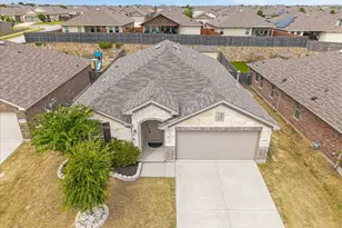 14437 Leadrope Cir, Fort Worth, TX 76052 - Photo 4