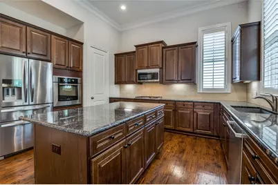 2110 Helsminster Drive, Dallas, TX 75201 - Photo 12