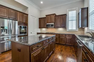 2110 Helsminster Dr, Dallas, TX 75201 - Photo 12