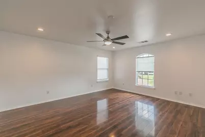 8701 Freeport Drive, Denton, TX 76207 - Photo 26