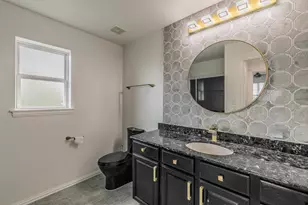 8701 Freeport Dr, Denton, TX 76207 - Photo 26