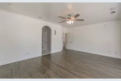 8701 Freeport Drive, Denton, TX 76207 - Photo 18