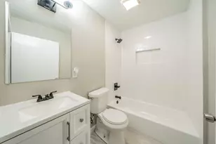 4646 Ridgepoint Dr, Dallas, TX 75211 - Photo 14