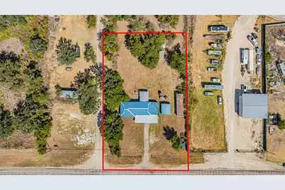 3227 E Washington Street, Stephenville, TX 76401 - Photo 2
