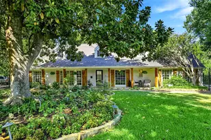 933 Blue Lake Cir, Richardson, TX 75080 - Photo 1