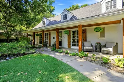 933 Blue Lake Circle, Richardson, TX 75080 - Photo 2