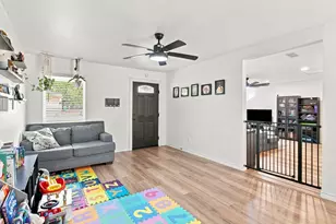 310 Bellaire Dr, Denton, TX 76209 - Photo 8