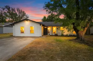 310 Bellaire Dr, Denton, TX 76209 - Photo 1
