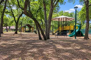 112 W Ireland Dr, Irving, TX 75062 - Photo 22