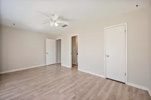 108 Haywood Dr, Benbrook, TX 76126 - Photo 18