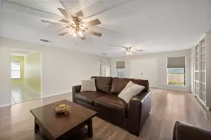 108 Haywood Dr, Benbrook, TX 76126 - Photo 8