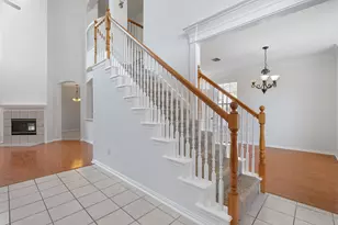 321 Andre Dr, Irving, TX 75063 - Photo 4