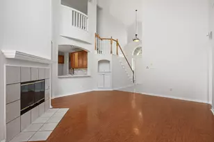 321 Andre Dr, Irving, TX 75063 - Photo 12