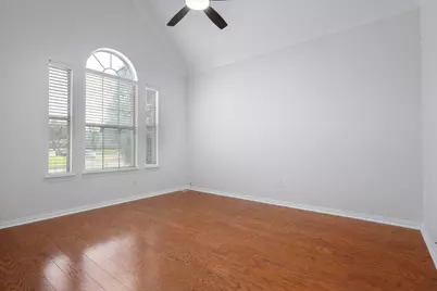 321 Andre Drive, Irving, TX 75063 - Photo 6