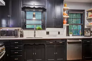 2831 Duval Dr, Dallas, TX 75211 - Photo 16